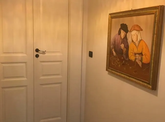 Maison Flores アパート